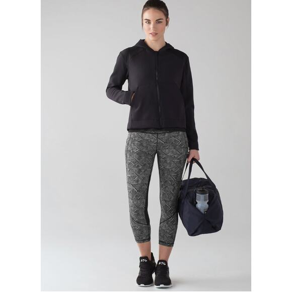 Lululemon Pace Rival Crop (22") Formation Alpine White Black / Black Size 6 - Picture 2 of 6